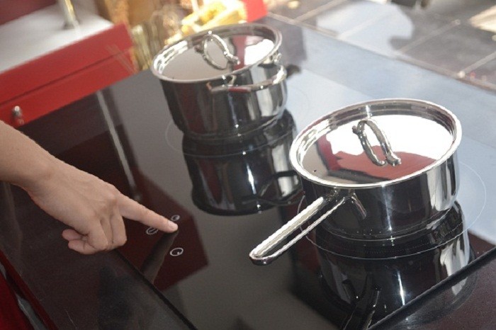 Mẹo sử dụng bếp từ chống cháy nổ